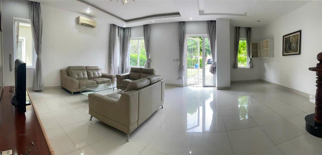 Cần bán gấp biệt thự 300m2 ngay trục chính dự án oasis kế sân golf sông bé và siêu thị aeon mall
