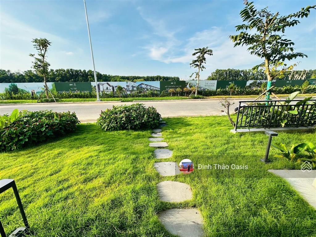 Bán biệt thự ven sông giá chỉ trên 2 tỷ đối diện trường đại học việt đức bình dương