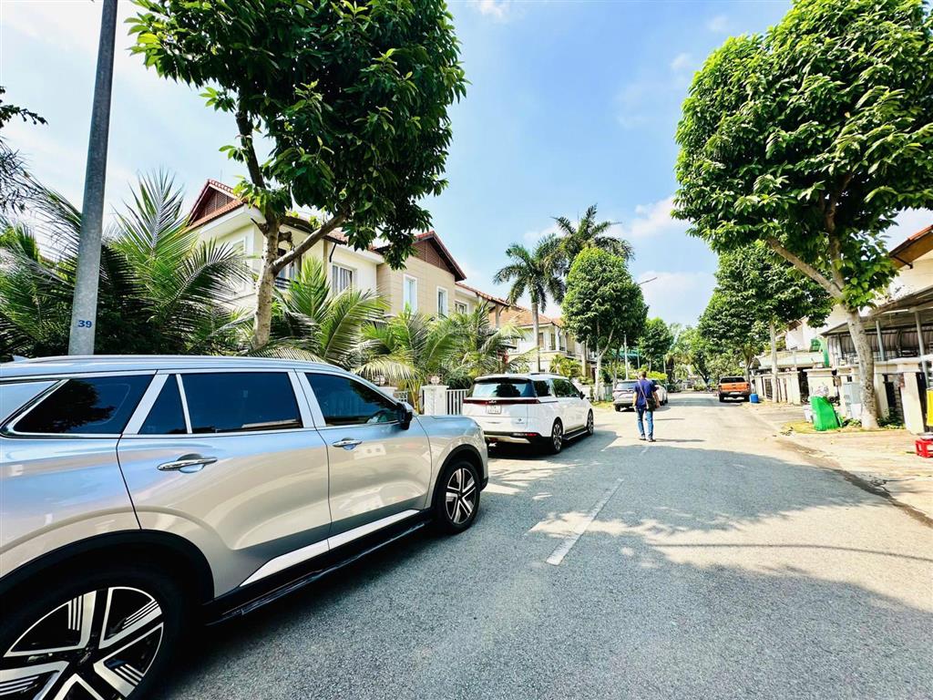 Bán biệt thự ngang 14x18,5m thoáng mát tại oasis 1, thuận an kế siêu thị aeon mall bd. 0986 196 ***