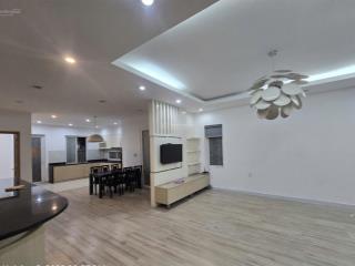 Chính chủ cần bán biệt thự song lập 200m2 ngay trục chính dự án oasis kế siêu thị aeon mall bd