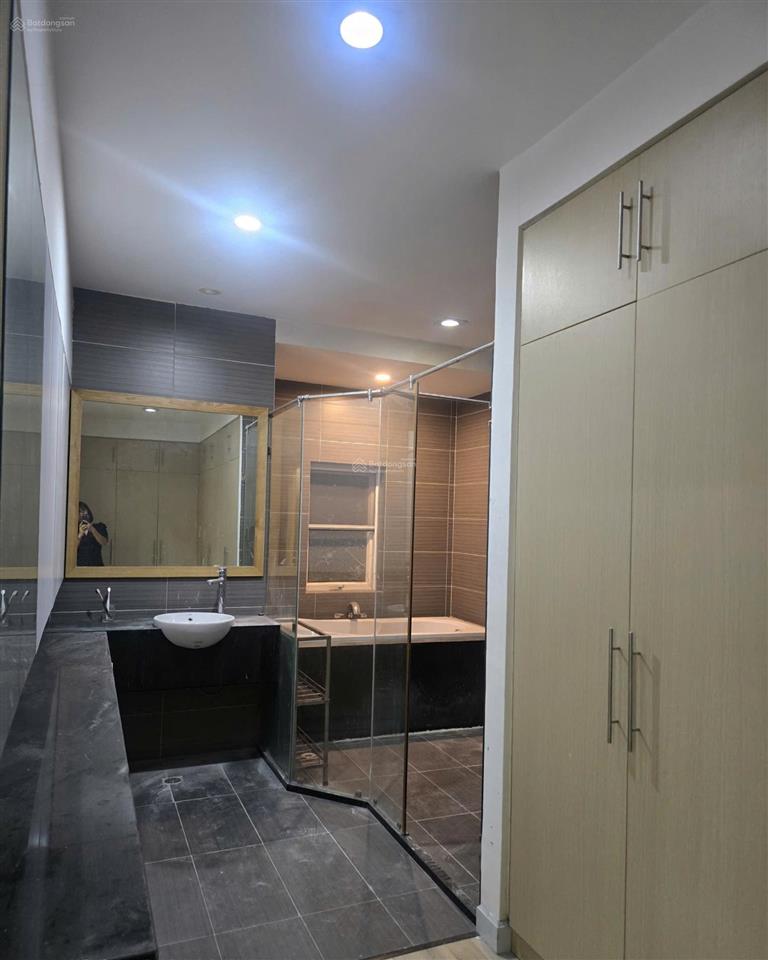 Bán biệt thự song lập 10mx20m giá chỉ 8,2 tỷ ngay trục chính oasis kế siêu thị aeon mall bd
