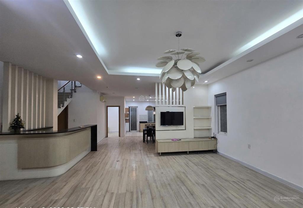 Bán biệt thự song lập 10mx20m giá chỉ 8,2 tỷ ngay trục chính oasis kế siêu thị aeon mall bd