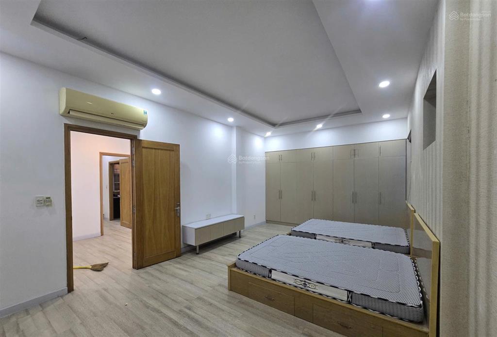 Bán biệt thự song lập 10mx20m giá chỉ 8,2 tỷ ngay trục chính oasis kế siêu thị aeon mall bd
