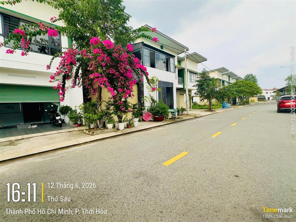 Bán nhà 85m2 đường lớn và đẹp giá chỉ 1,75 tỷ tại oasis city kế trường đại học việt đức