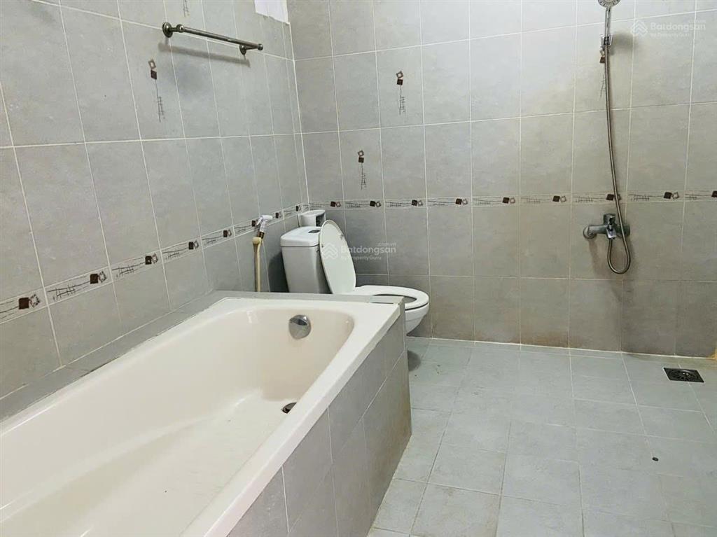 Bán biệt thự đẹp giá chỉ 5,6 tỷ trong khu compound oasis kế siêu thị aeon mall bình dương