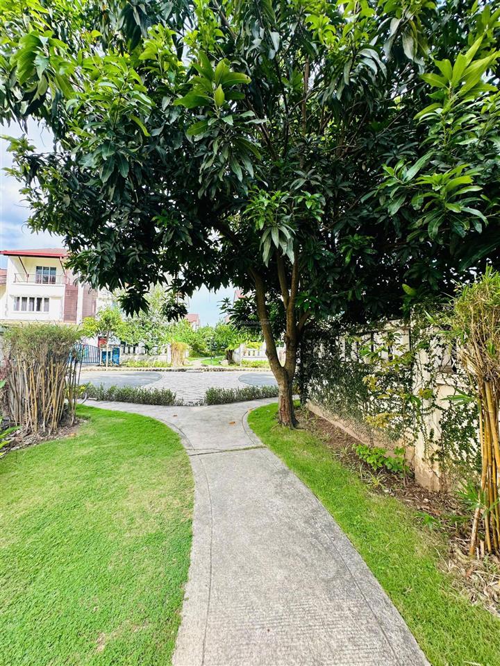 Chính chủ gửi bán căn biệt thự góc giá đầu tư gần hồ bơi khu đô thị sinh thái ecolakes mỹ phước