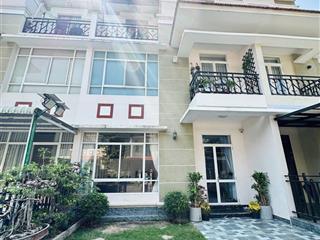 Chủ hạ giá cần bán gấp biệt thự ngang 7m siêu đẹp giá tốt tại oasis 1 kế siêu thị aeon mall bd