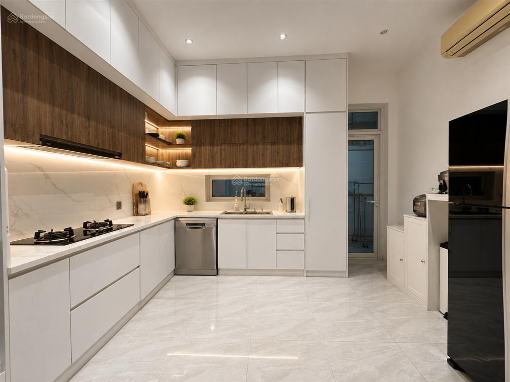 Bán biệt thự ngang 7m rất đẹp vào ở được ngay tại oasis, vsip 1.  0986 196 ***