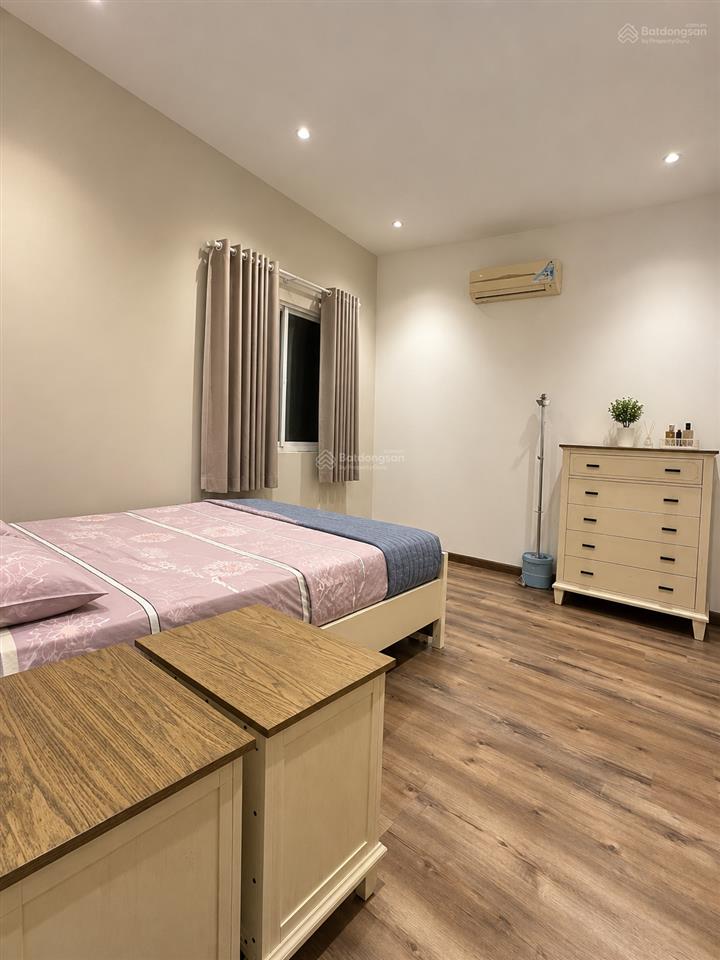 Bán biệt thự ngang 7m rất đẹp vào ở được ngay tại oasis, vsip 1.  0986 196 ***