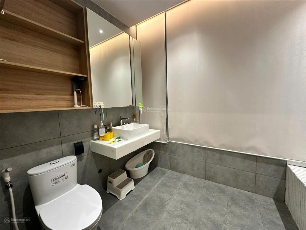 Bán biệt thự ngang 7m rất đẹp vào ở được ngay tại oasis, vsip 1.  0986 196 ***