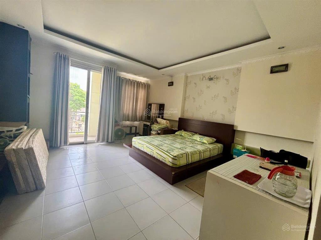 Chủ kẹt tiền hạ giá bán gấp biệt thự the oasis 2 kế siêu thị aeon mall bình dương