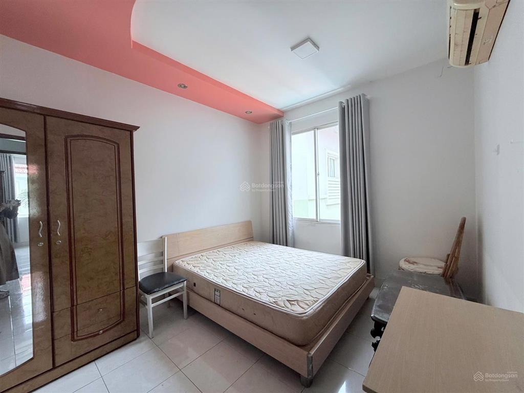 Cho thuê biệt thự ngang 14mx18,5 có 4 phòng ngủ, đầy đủ nội thất kế siệu thị aeon mall bd