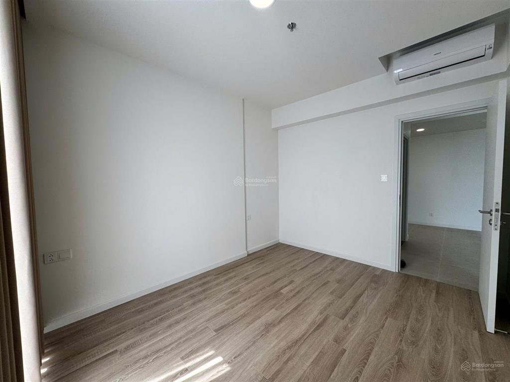 (1 căn) 9tr/th, ntcb, view hồ bơi cực đẹp, giá tốt trong tháng