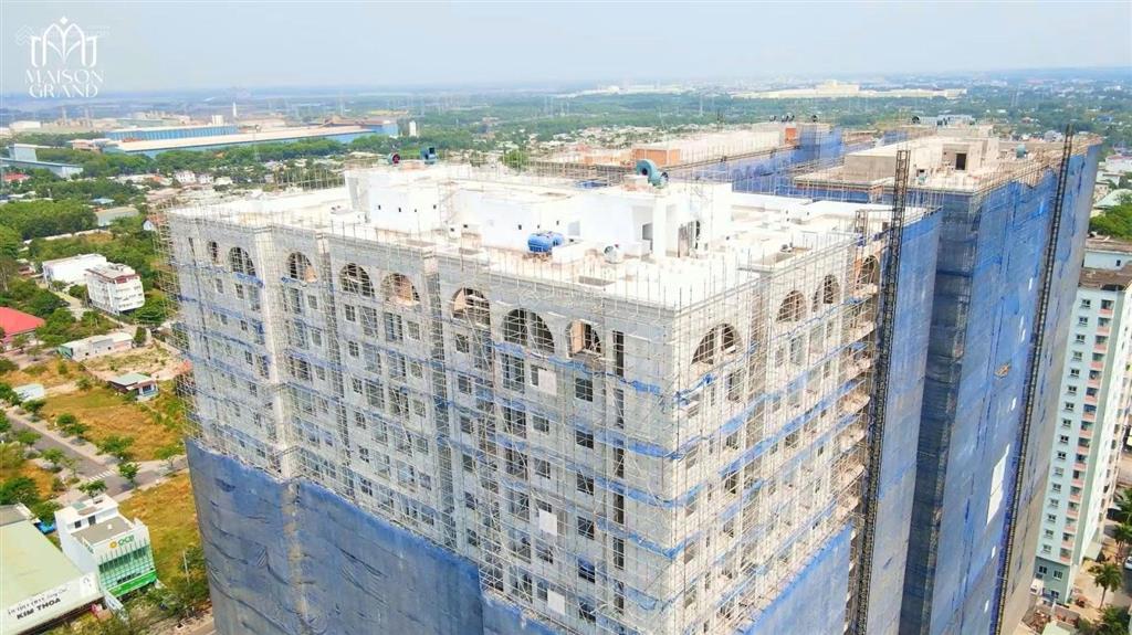 Chuyển nhượng căn maison 58m2  2pn +1wc tầng trung  hướng nam, view vt, giá 2,090 tỷ (102%)