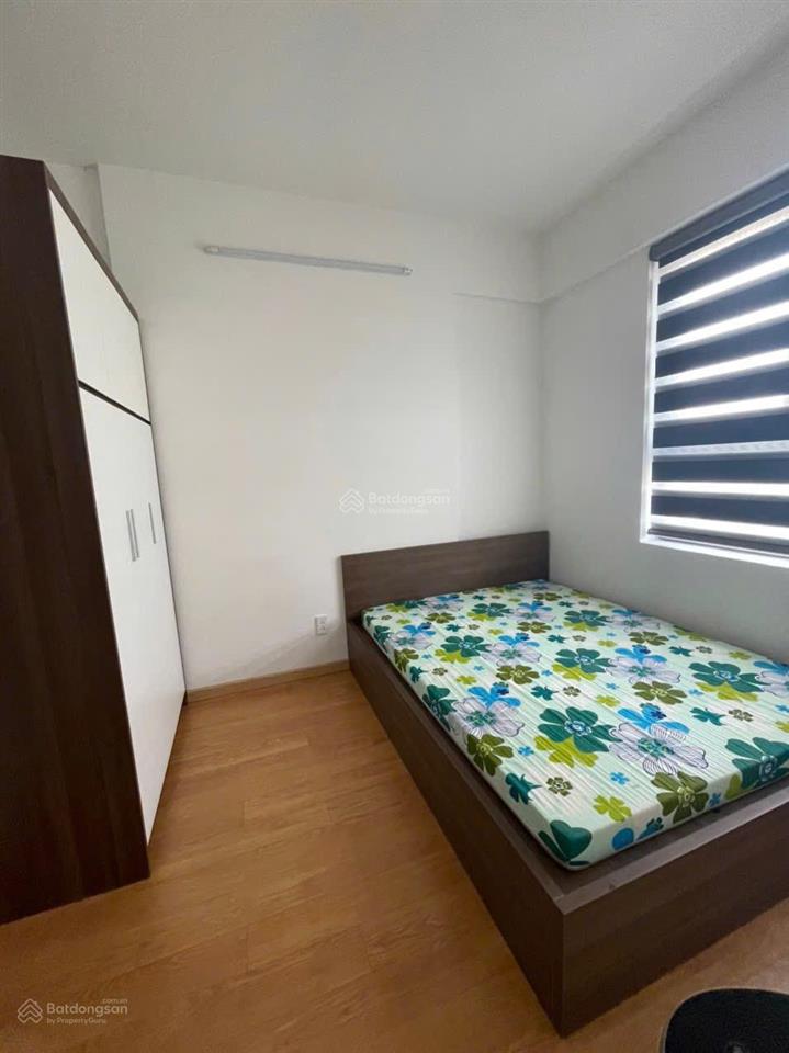 Bán căn góc 55m2  2pn 1wc, nhà có nội thất  giá 1.950 bao sổ