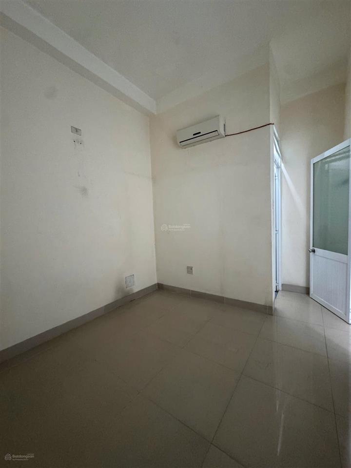 Giảm 2 tỷ bán nhà mặt tiền tôn thất tùng nha trang cách biển 400m dt 162m2