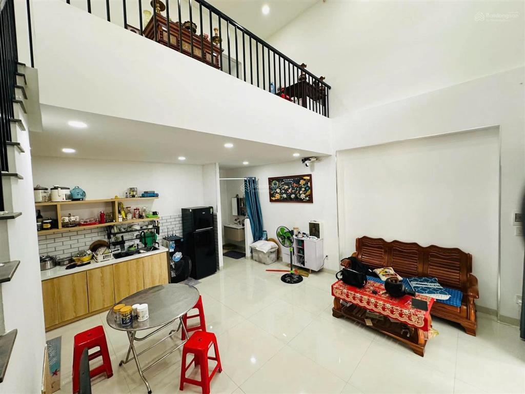 Chỉ 4 tỷ! bán nhà 2 tầng 131m vĩnh điềm trung ô tô đậu sân full nội thất