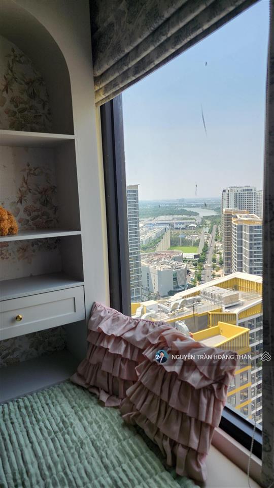 Gia đình chuyển về swan bay nhơn trạch. nên cần bán căn góc 2pn. full nội thất gần sông