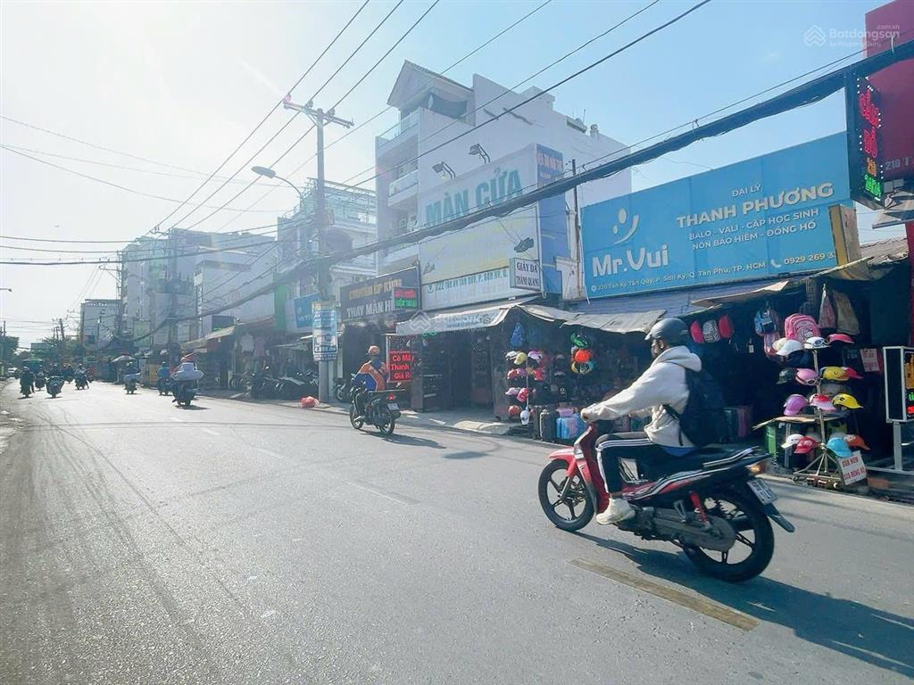 Mặt tiền tân kỳ tân quý 6.7x40m, cấp 4 sẵn hđ thuê, vị trí đoạn đẹp gần lê trọng tấn  trường chinh