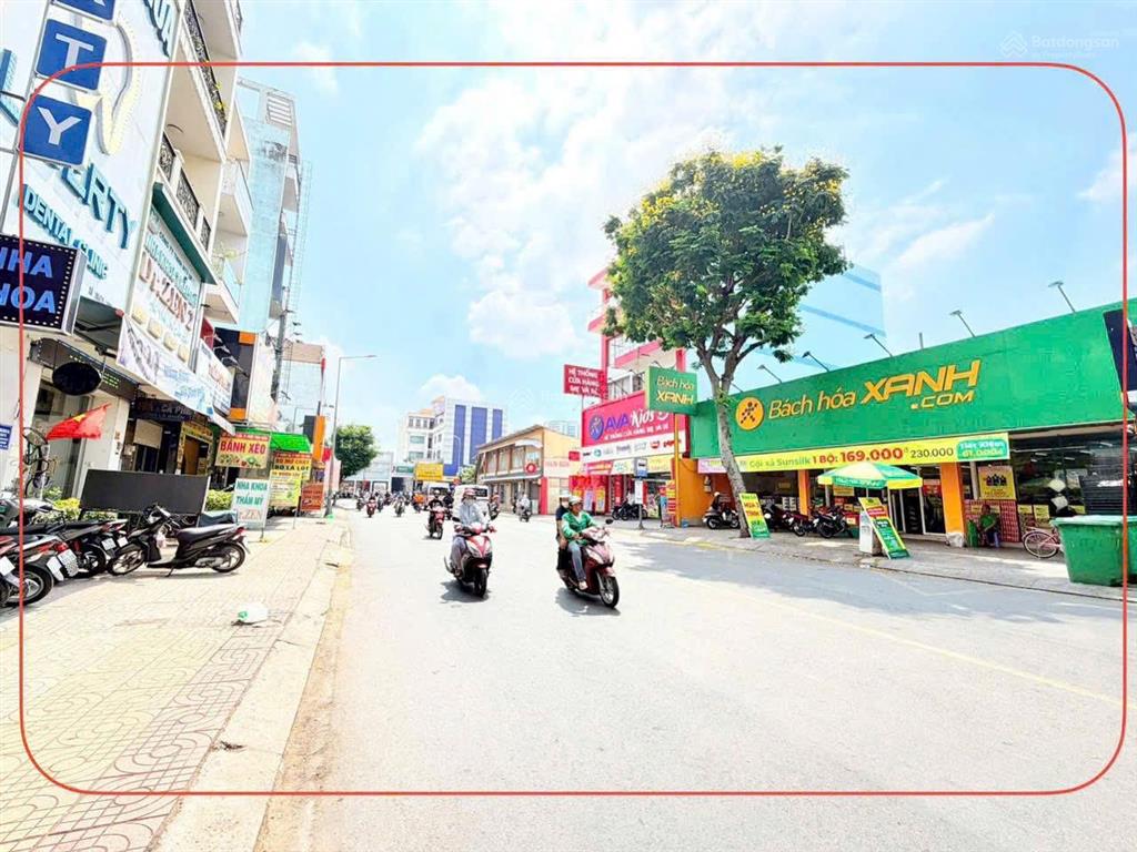 Toà nhà mt vườn lài 8x21m nở hậu nhẹ, hầm 5 tầng thang máy. vị trí đẹp ngay ngã 4 nguyễn xuân khoát