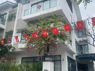 Biệt thự 200m2 đủ nội thất sổ đỏ sol lake villas nam cường gửi bán giá 30,5 tỷ bao phí sang tên