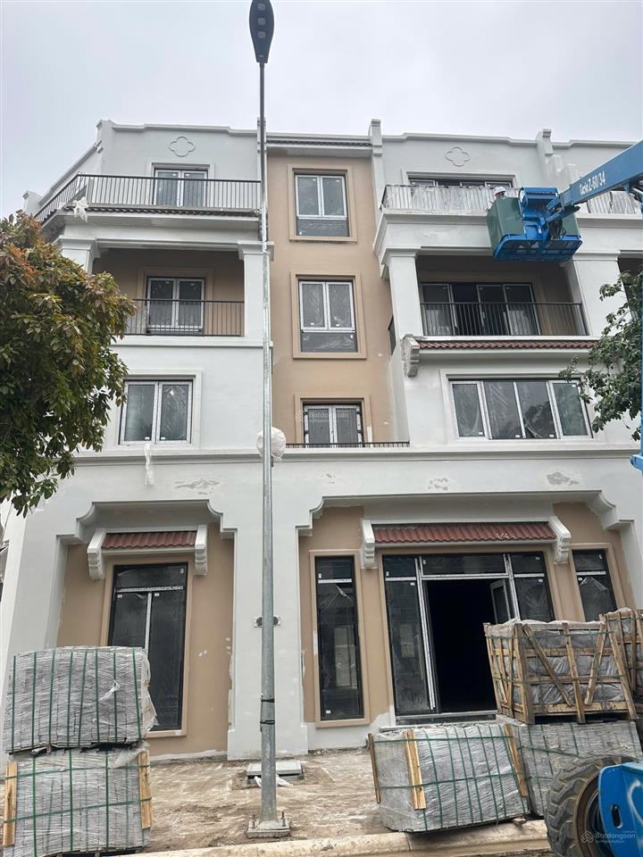 Bán shophouse góc siêu dòng tiền vinhomes wonder city 35,726 tỷ 177.5m2 đường trục chính