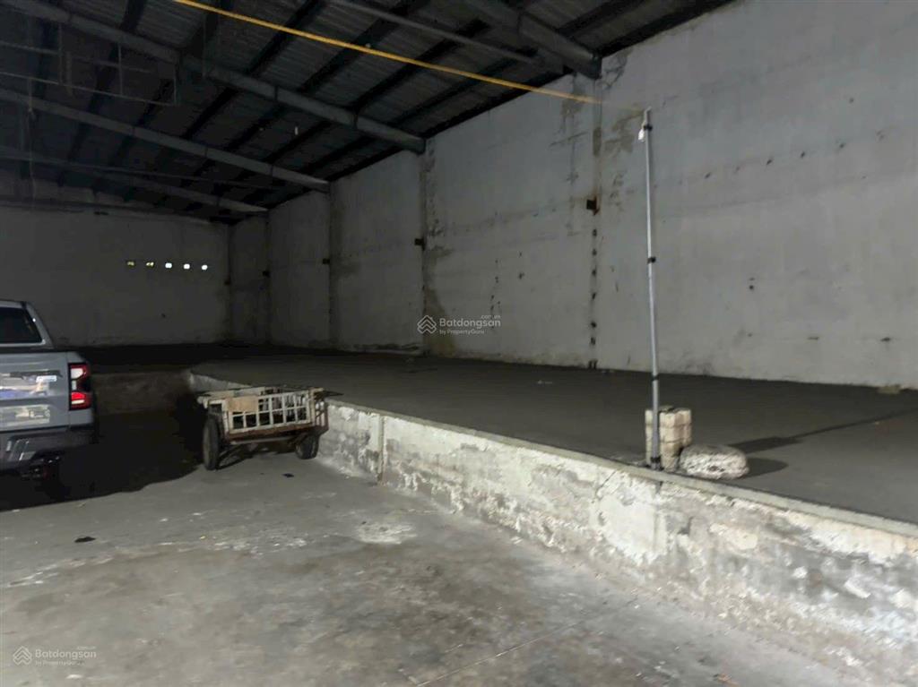 Bán xưởng mặt tiền cầu xéo ngang 32m x 37m