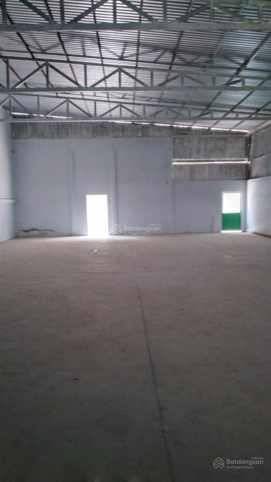 Cho thuê kho, nhà xưởng 250m2 tại cái trung, tân nhựt, hồ chí minh, 18 triệu vnd
