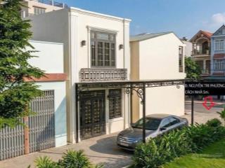 Nhà 1 trệt 1 lầu p. chánh nghĩa tp. tdm giá 2.1 tỷ.