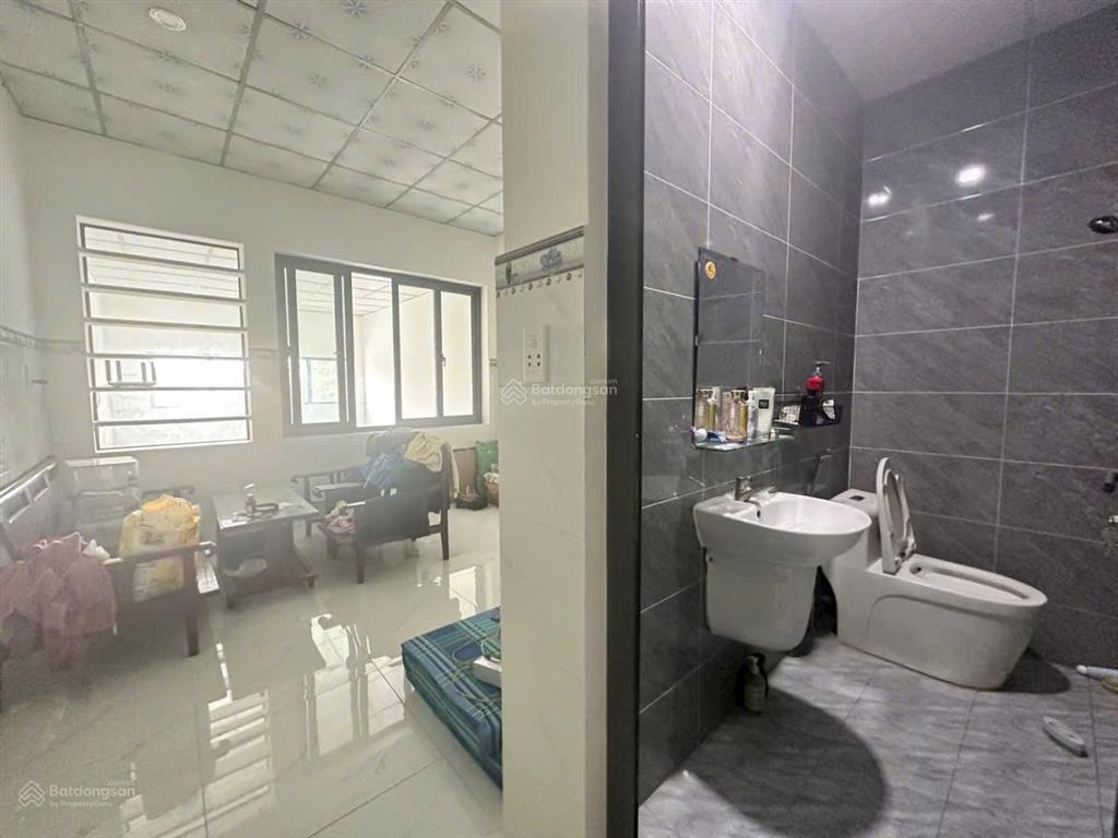 Bán nhà 1 trệt 1 lầu phường chánh nghĩa