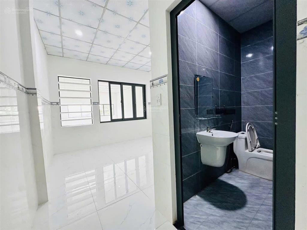 Bán nhà 1 trệt 1 lầu phường chánh nghĩatdm