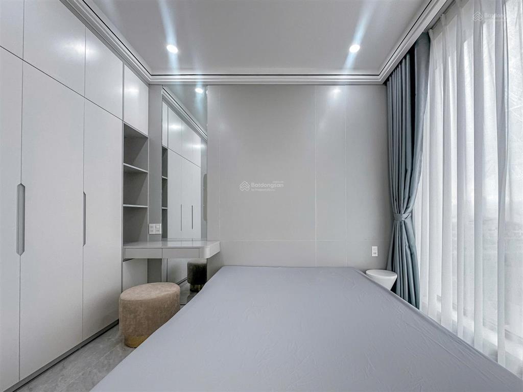 Cho thuê căn hộ 1pn+ panoma tòa p2, 50m2, tầng trung, view thành phố, full nội thất