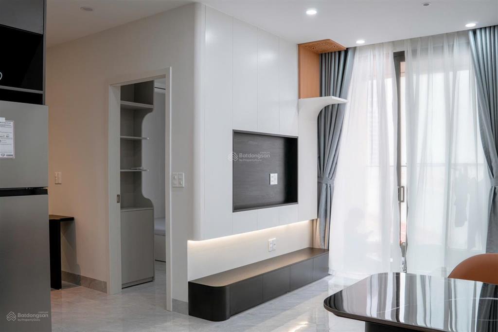 Cho thuê căn hộ 1pn+ panoma tòa p2, 50m2, tầng trung, view thành phố, full nội thất