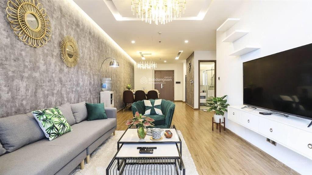 Bán gấp căn hộ chung cư hoàng cầu skyline  36 hoàng cầu, 70m2, 2pn2vs. nhà đẹp.  0906 961 ***