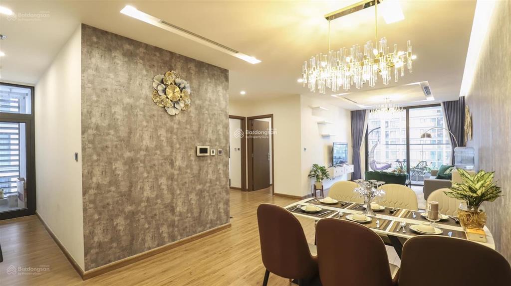 Bán gấp căn hộ chung cư hoàng cầu skyline  36 hoàng cầu, 70m2, 2pn2vs. nhà đẹp.  0906 961 ***