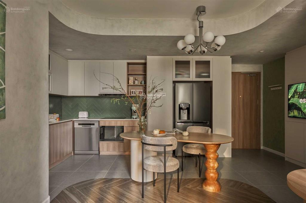 Chính chủ cần bán gấp căn hộ chung cư tđc hoàng cầuô chợ dừa, 72m2, view thoáng. giá 8x tr/m2