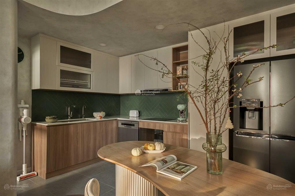 Chính chủ cần bán gấp căn hộ chung cư tđc hoàng cầuô chợ dừa, 72m2, view thoáng. giá 8x tr/m2