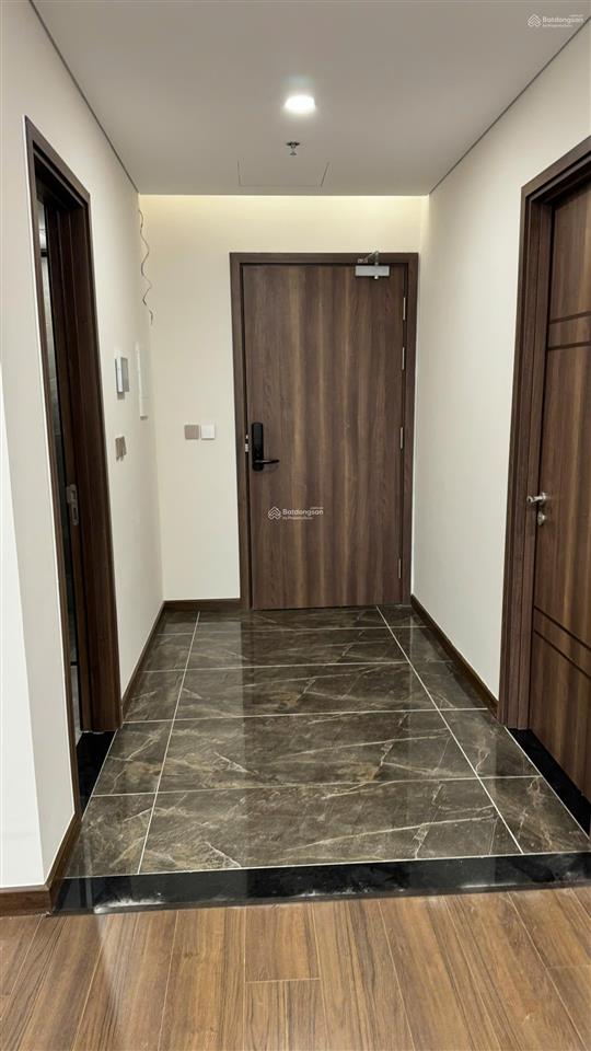 Bán nhanh chcc 3pn + 1, 142m2, tầng đẹp, full nt tại green diamond  93 láng hạ. giá hời dự án