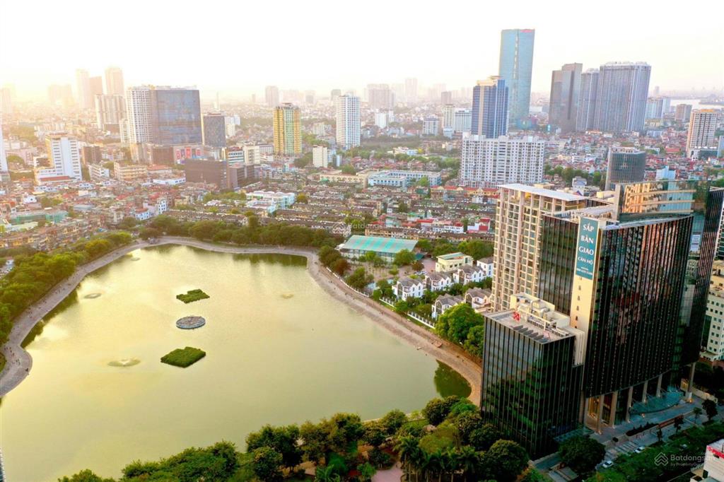 Cần bán chcc 97m2, 2pn + 1 tại brg diamond park plaza 16 láng hạ, tầng đẹp