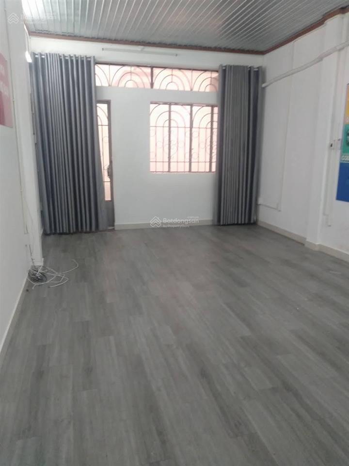 Chính chủ cho thuê nguyên căn 215/ nguyễn xí (gần cầu đỏ). dt 4x16m, trệt + 1 lầu