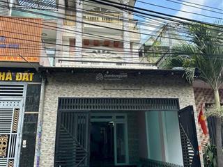 Chính chủ bán nhà 3 lầu mặt tiền đường nhựa 8m thông, ngay trung tâm đông hòa