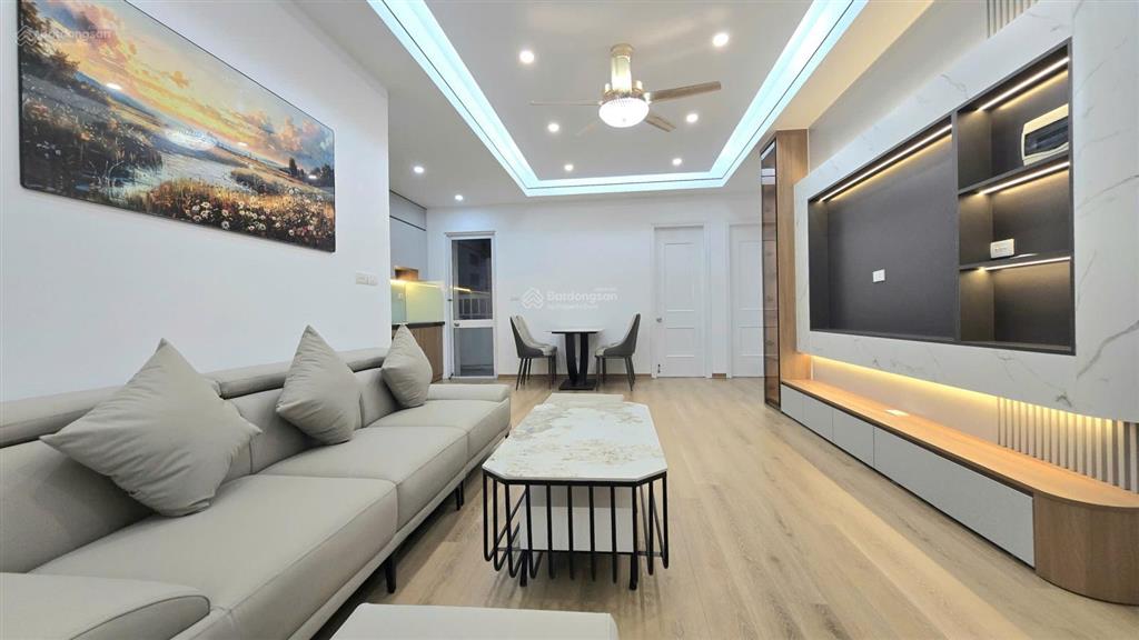 Nam xa la, hà đông  bán gấp ch 2 ngủ 70m. full nội thất. giá nhỉnh 4.5 tỷ