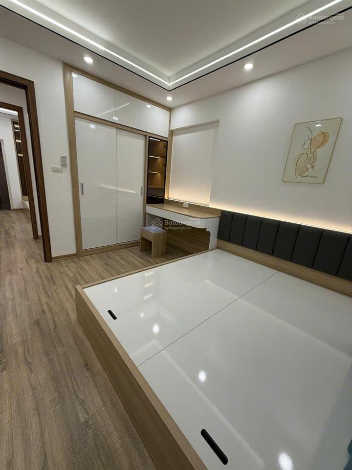 Chính chủ bán ch 68m đầy đủ nội thất, view đẹp  giá rẻ tòa sdu 143 trần phú