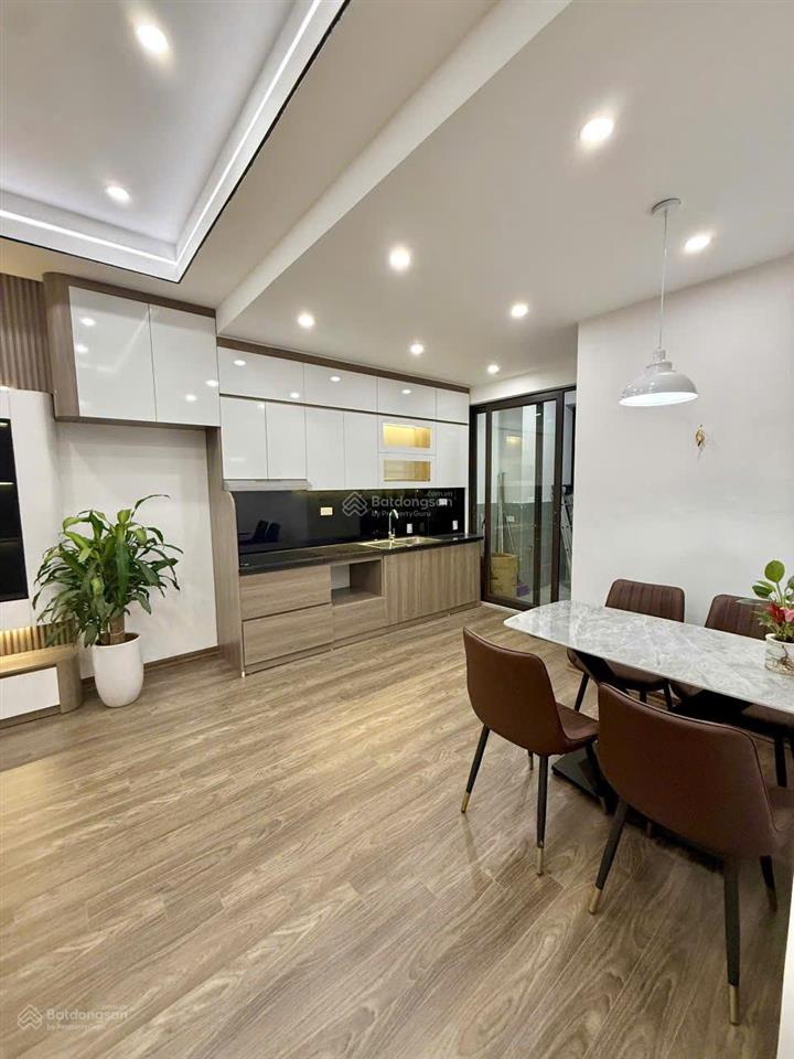 Bán căn hộ giá tốt tầng trung 77m đầy đủ nội thất tòa ct5 xa la, hà đông