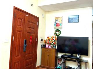 Chỉ 3.2 tỷ  bán ch 62m tòa ct6 xa la, hà đông. đầy đủ nội thất đẹp. tầng trung