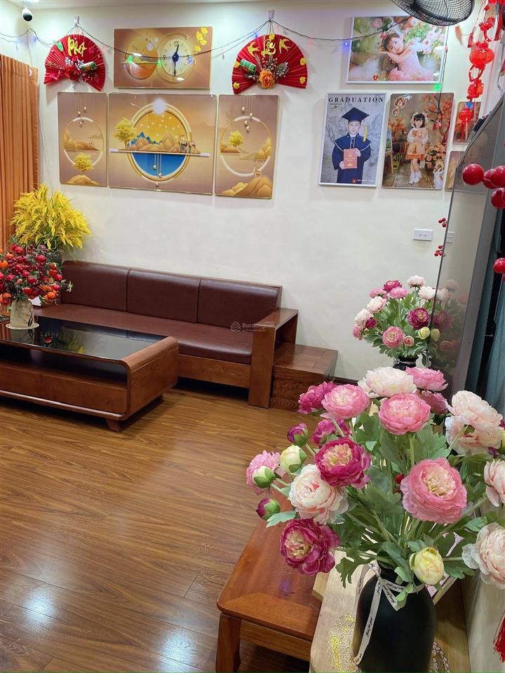 Bán căn góc 56m tòa ct12 kim văn kim lũ  full nội thất  giá chỉ 3.3 tỷ