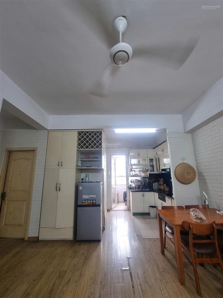 Chính chủ bán ch 68m² tầng trung. đủ nội thất, 2 ngủ tòa ct5 xa la. chỉ 3.7 tỷ