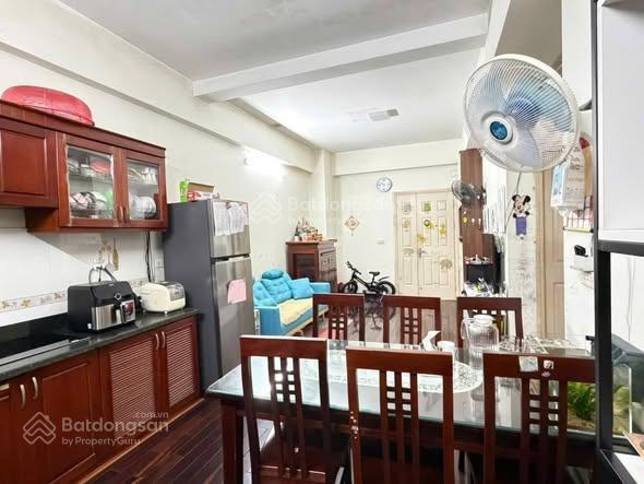 Chính chủ bán chung cư 2 ngủ tòa ct1 xa la, hà đông. full nội thất. chỉ 3,x tỷ