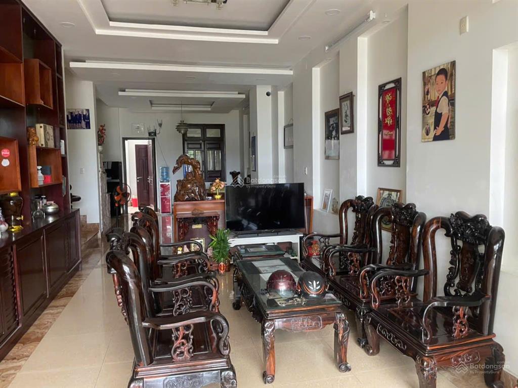 Bán nhà mặt phố vũ tông phan, 44 tỷ, 131m2, chính chủ hot!