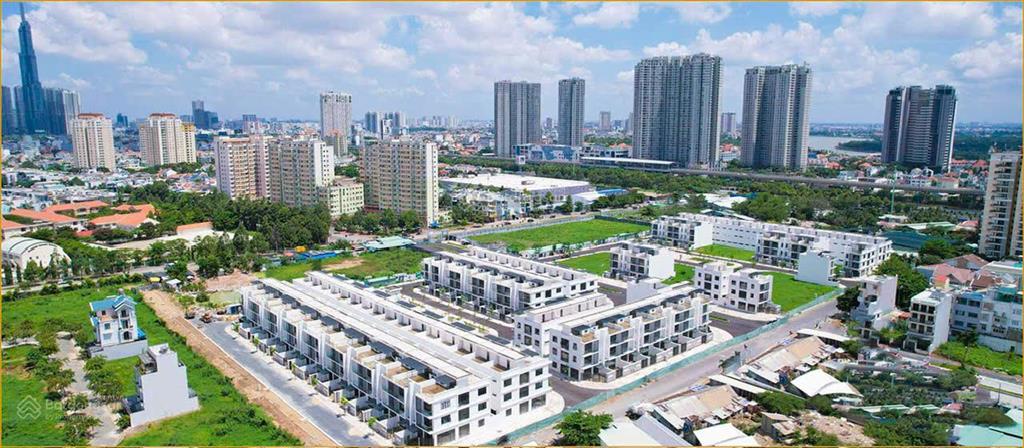 Bán nhà mặt phố vũ tông phan, 44 tỷ, 131m2, chính chủ hot!